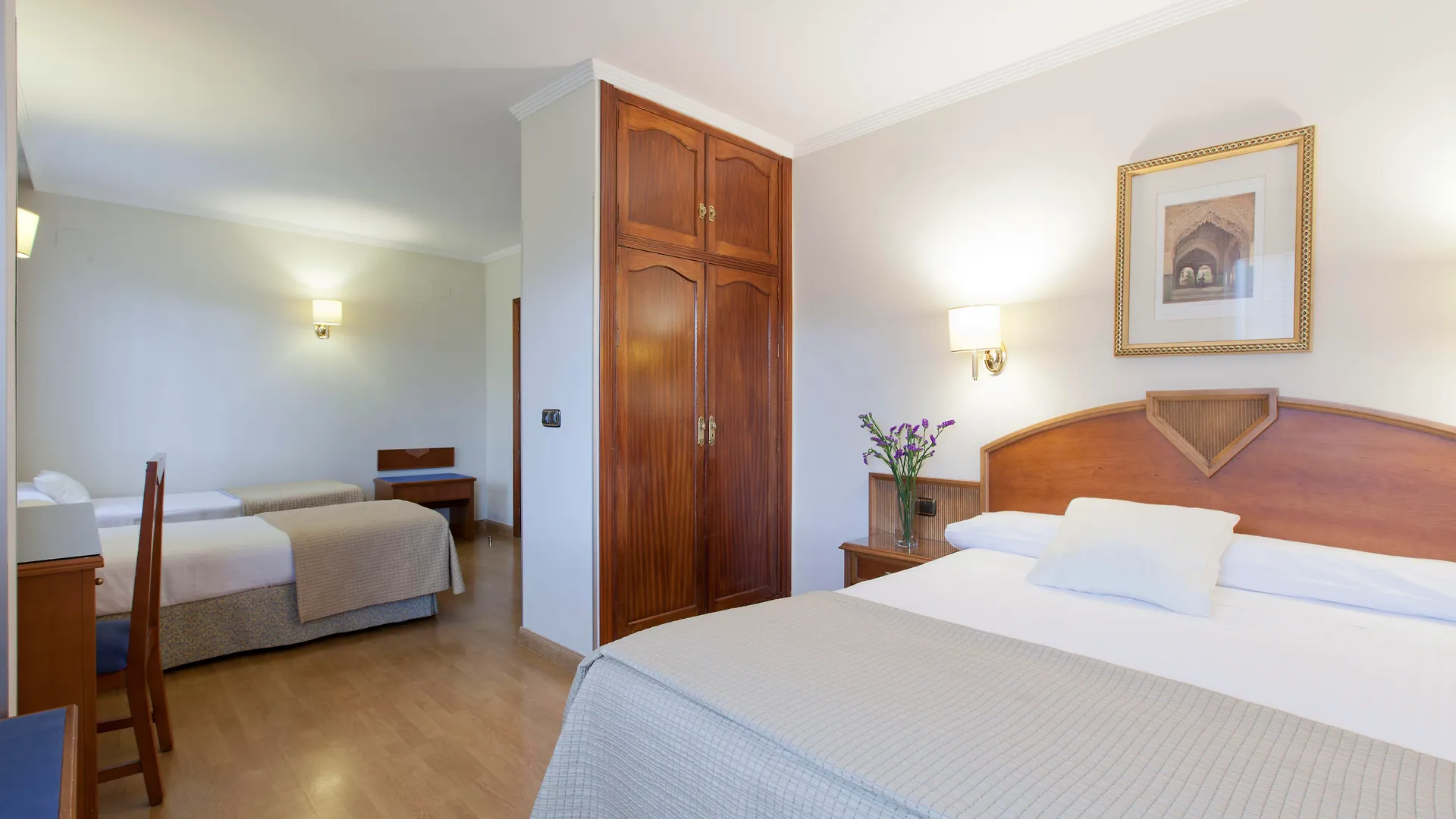 Porcel Alixares Hotel Granada