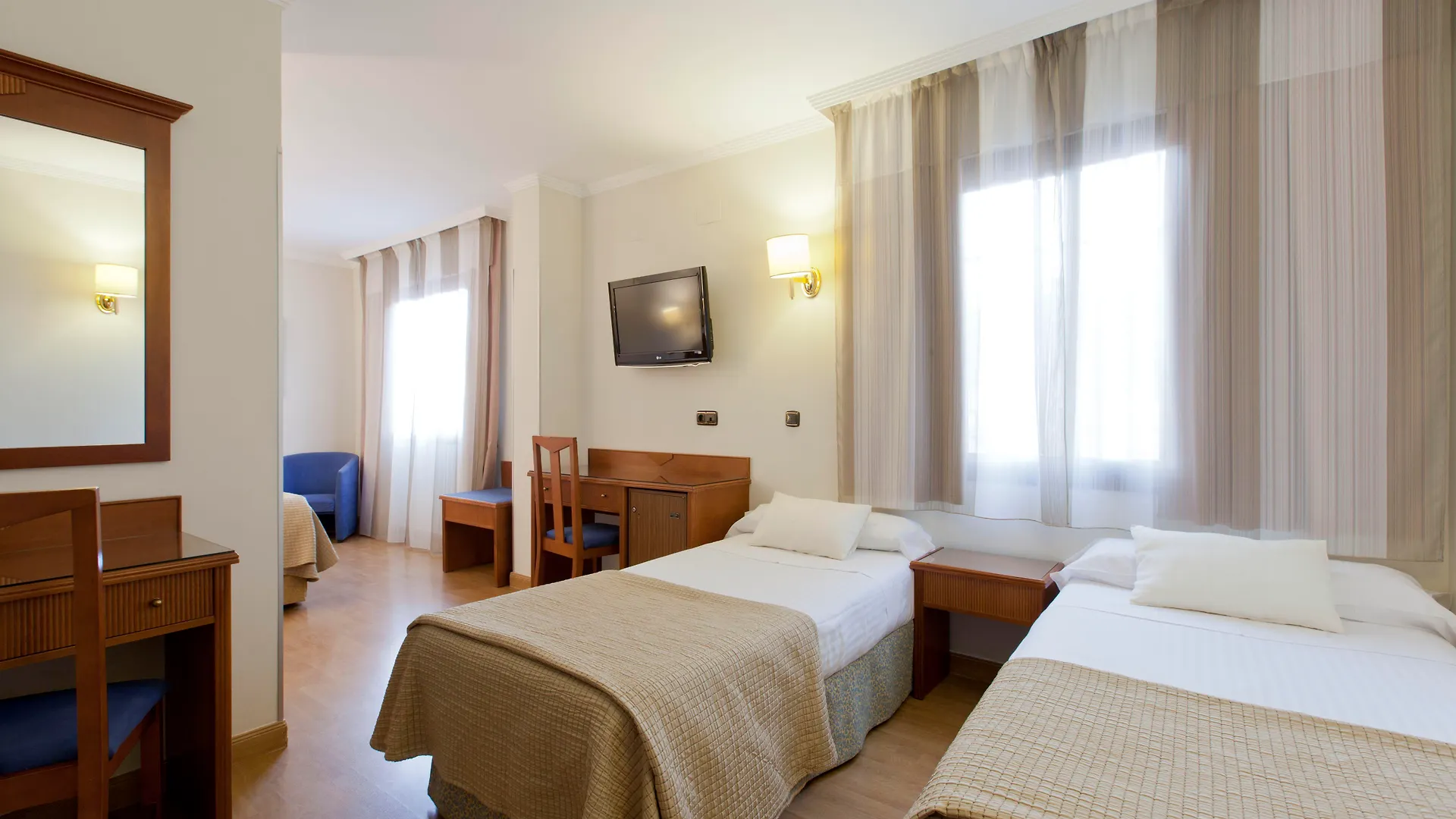 Porcel Alixares Hotel Granada Spain