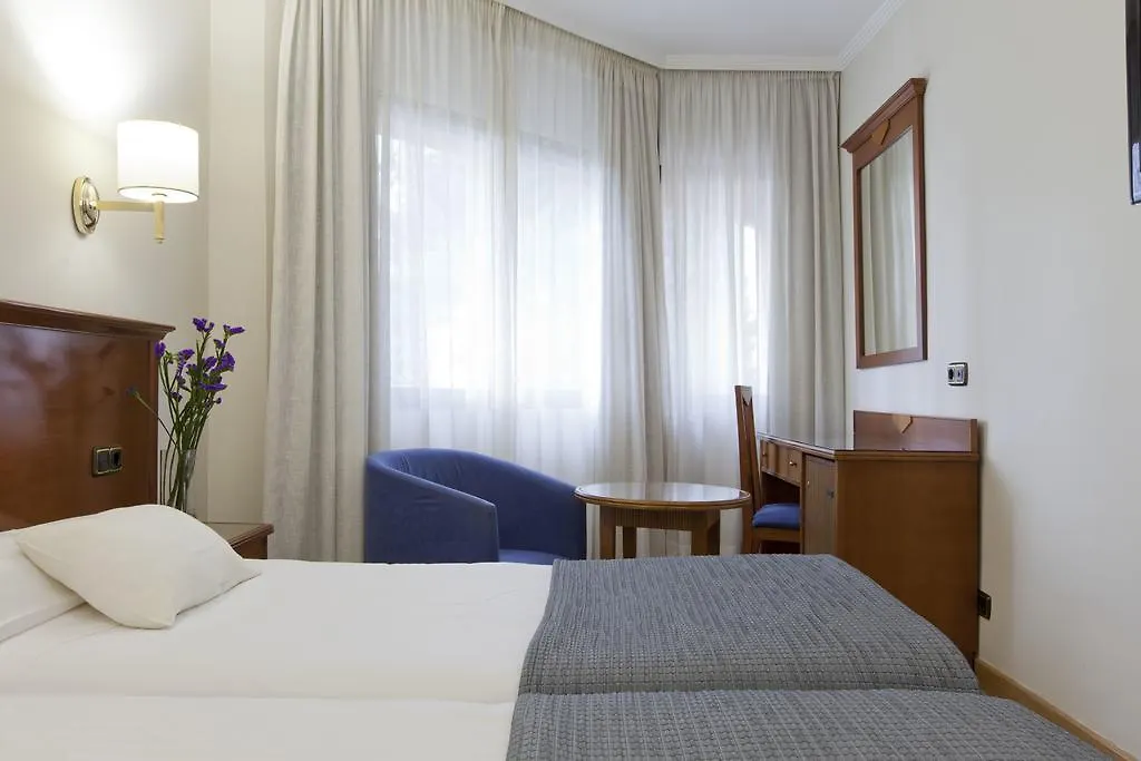 Porcel Alixares Hotel Granada 4*,